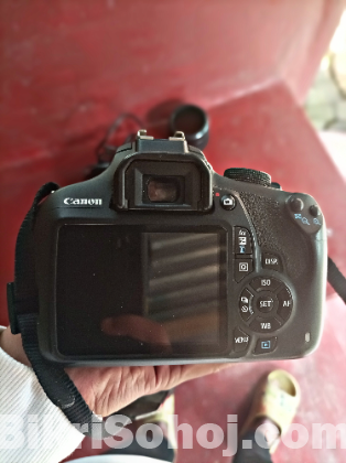 Canon 1200D